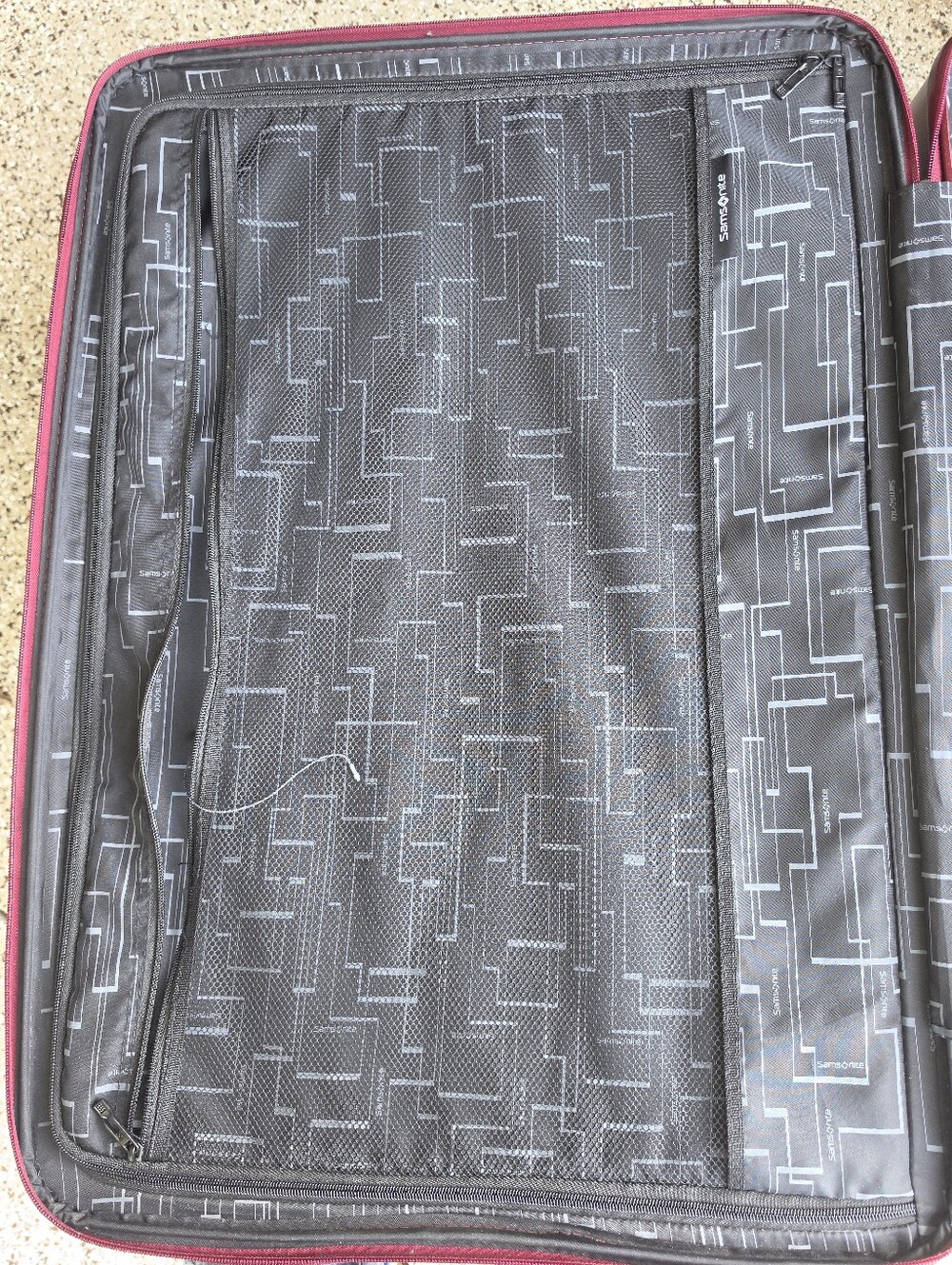Samsonite Large Hard Shell Check In - Picture 4 of 16
